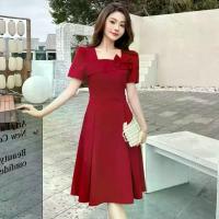 ราคา กระโปรงขนาดใหญ่ ฤดูร้อน สีแดง โบว์ใหม่ สไตล์ฝรั่งเศส ย้อนยุค และสง่างาม แฟชั่น สไตล์เฮปเบิร์น เอวสลิมมิ่ง ขาว งาน บวช ลาย ไทย สาว อวบ ผ้า ทอ เดรส (1731446844506539530)