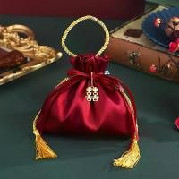 ราคา ถุงของขวัญหูรูดสำหรับงานปาร์ตี้ 10 ชิ้น ถุงเก็บของขวัญขนาดเล็ก ถุงใส่เครื่องประดับขนาดเล็ก ชุดถุงหูรูดสไตล์จีน เหมาะสำหรับใส่เครื่องประดับ งานแต่งงาน ของขวัญ บรรจุภัณฑ์ลูกอม ของช (1733306967469819098)