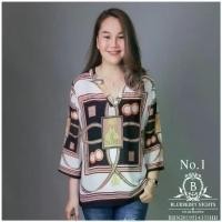 ราคา รอบอก(44-46) เสื้อเชิ้ต พรีเมี่ยมทีเชิ้ตคอวี ใส่สบายสวยสุดหรู สไตล์บลูเบอร์รี่ไนท์ BLUEBERRY NIGHTS (1733957832508737482)
