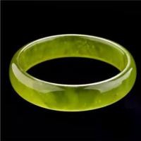 ราคา สร้อยข้อมือหยกเหลืองซิวสีธรรมชาติหรูหราเบา แฟชั่น สร้อยข้อมือหยกเหลืองซิวดอกไม้โปร่งใสแท้ (1733708564623689011)