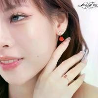 ราคา แหวนQueen Garnet No.3 ผลิตจากทองแท้9K(37.5%)มีทองบริสุทธิตามมาตฐานสากลประดับเพรชแท้เหลี่ยมเบลเยี่ยมคัทColor:E-F(98-99)มีบริเวณหัวแหวนจะเป็นพลอยสีแดงกำเป็นพลอยแท้ (1734290530846868993)