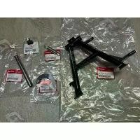 ราคา ขาตั้งคู่เวฟครบชุด แท้เบิกHonda 100% ใส่เวฟ125S เวฟ125R เวฟ125X เวฟ125ไฟเลี้ยวบังลม กระจก แต่ง จาน เบรค ดิสเบรค โช้ค หลัง (1733953353296021406)