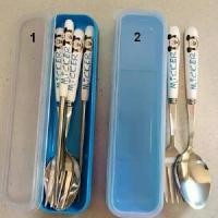 ราคา [จัดส่งทันที] flatware set ชุดเซ็ต ช้อน ส้อม (ตะเกียบ) สแตนเลส 304 พร้อมกล่อง พกพาสะดวก สำหรับ เด็กโต ผู้ใหญ่ ลาย Mickey mouse มิกกี้เม้าส์ (1731772299263837216)