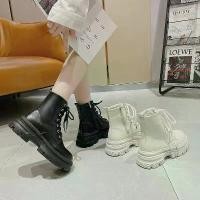 ราคา [COD] รองเท้าบูท พร้อมส่ง รองเท้าบูท สีดำ สีขาว ส้นสูง รองเท้าบูทสั้น รองเท้าบูทมาร์ติน (1732639914664756867)