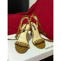 ราคา รองเท้าส้นสูง NINE WEST สีน้ำตาล (used like new) ที่นิยมมากที่สุด (1733457899661395724)