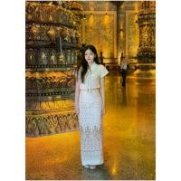 ราคา ชุดเซ็ตผ้าไทยแถมเข็มกัดติดเสื้อ ดิน สอ คิ้ว หัว ส้อม (1733941365306197364)