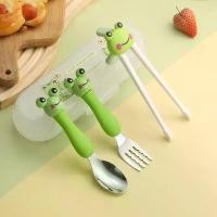 ราคา เครื่องใช้บนโต๊ะอาหารสแตนเลส 304 ลายการ์ตูนสำหรับเด็ก ช้อน ส้อม ตะเกียบ ตะเกียบฝึกเด้งทารก ช้อนฝึกหัดกิน เด็กหญิง เด็กผู้ชาย (1729973223263472038)