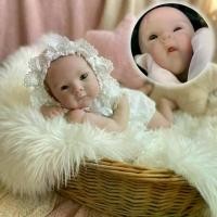 ราคา AnjoDoll 13Inch Girl Bettie Full Body Soft Solid Silicone Reborn Doll Painted Handmade Reborn Baby Doll Reborn Corpo De Silicone (1734335341564626135)