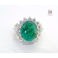 ราคา Rich Green Stone Ring แหวนมรกตล้อมเพชรรัสเชี่ยนคัท (1734080902436259341)