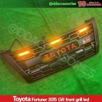 ราคา กระจังหน้า Fortuner 2015 2016 2017 2018 2019 GR logo แดง มีไฟ led bar สวยมาก (1734148095420630640)