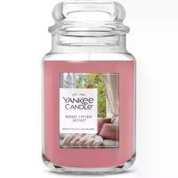 ราคา Yankee Candle Home Sweet Home Scented Candle, 22oz Large Jar, Up to 150 Hour Burn Time, Holiday Gift (1733732404334200108)