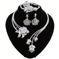 ราคา Elegant Rose Flower Rhinestone Jewelry Set for Women - Necklace, Earrings, and Ring for Weddings & Parties, Luxurious Floral Design (1734064292065543296)