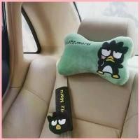 ราคา COD พร้อมส่ง{ไลฟ์ลด100฿} Bad Badtz Maru Car Pillow หมอนรองคอ ติดเบาะรถยนต์ และปลอกหุ้มเข็มขัดนิรภัย (1733539475522160362)