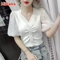 ราคา Miflame 2025 เสื้อเบลาส์ แขนสั้น ผ้าซาติน คอวี สำหรับผู้หญิง (1731570465398819440)