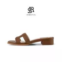 ราคา SIRENA รองเท้าหนังแท้ ส้น 1 นิ้ว รุ่น NAOMI สีน้ำตาล | รองเท้าส้นเตี้ย (1734351843535521503)