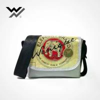 ราคา กระเป๋าสะพายข้าง ลายช้างแดง ขนาด 11 นิ้ว (1731347963960132936)