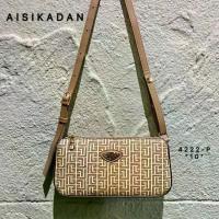 ราคา แนะนำ แนะนำ กระเป๋าผู้หญิง กระเป๋าสะพายข้าง แบรนด์ Aisikadan ของแท้ 100% ขนาด 10 นิ้วTikTok (1734375853397476796)