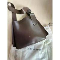 ราคา กระเป๋าสะพายข้าง แบรนด์เกาหลีสุดฮิต leccproject (1733763155590612636)