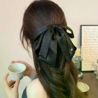 ราคา กิ๊บติดผมหางม้าสีดำแบบโบว์ กิ๊บหนีบครึ่งศีรษะสำหรับทรงผมครึ่งทื่อ ป้ายทองปี 2025 รัดเกล้า ยอด ปิ่น ปัก ผม กิ๊บติดผม เกาหลี กิ๊ฟช็อป (1733373058170914006)