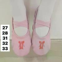 ราคา CUTELOOK รองเท้าบัลเลต์เด็ก หนังแท้ สำหรับเต้นบัลเล่ต์ ขนาด 25-35 แฟชั่นเด็ก ชุดบัลเล่ต์เด็ก เสื้อผ้าเด็กผู้หญิง ขายส่ง (1734101931325555728)
