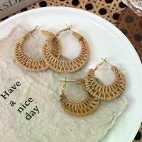ราคา ต่างหูห่วงหวายทอฟางแฮนด์เมด สไตล์รีสอร์ท สำหรับผู้หญิง ต่างหูชายหาดที่เข้าชุดกัน แฟชั่นวินเทจ ที่ครอบหู (1732430799349319036)