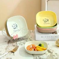 ราคา จานขนมและจานผลไม้สี่เหลี่ยม ลายหมีน่ารัก พลาสติกทนทาน เหมาะสำหรับอาหารว่าง ของหวาน เค้ก และผักดอง อุปกรณ์ครัว เครื่องใช้บนโต๊ะอาหารที่จำเป็น เครื่องประดับครัวในอุดมคติ 5/10 ชิ้น (1733236504302552323)
