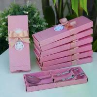 ราคา ของที่ระลึก ช้อนส้อมกล่องสีชมพู ป้ายชื่อฟรี เหมาะสำหรับรับประทานอาหาร ของที่ระลึกงานแต่งงาน ของที่ระลึกงานแต่งงาน (1732806008065066060)