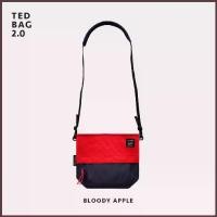 ราคา Ted bloody apple sling bag กระเป๋าสะพายข้างใบเล็ก รุ่นเท็ด สีแดงกรม (1734418448493610212)