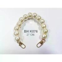 ราคา โปรโมชั่น สินค้าที่ขายดีที่สุดของเดือนนี้ BH K076 สายหูหิ้วกระเป๋า สายกระเป๋าสำเร็จ สายลูกปัดพลาสติกสีมุกพร้อมตะขอ Plastic Pearl Bag Strap Beaded Bag Handle (1734354334535156999)