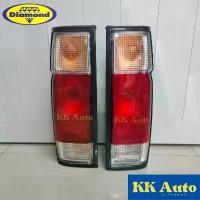 ราคา ไฟท้าย เสื้อไฟท้าย นิสสัน ฟรอนเทียร์ ตอนเดียว NISSAN FRONTIER ปี 2001 - 2006 ตราเพชร ไดมอนด์ Diamond สวัสดิการสด (1733428660784498388)