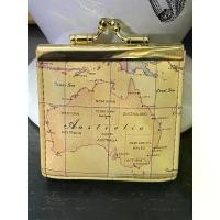 ราคา กระเป๋าใส่เหรียญ 480 สวัสดิการสด รุ่น AUSTRALIA MAP KNOT COIN CASE วัสดุหนังแท้ ของใหม่ค่ะ️ (1733248367209383928)