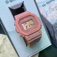 ราคา นาฬิกาข้อมือชมพู CASIO G-Shock ซีรีส์ 5600 รุ่น DW-5610SL-4A4 กันน้ำ ของแท้ รับประกัน1ปี (1729649491305597849)