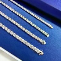 ราคา สร้อยข้อมือเพชร Moissanite เหลี่ยม (H&A) เงินแท้ 92.5% ชุบทองคำขาว (1734252103872907042)