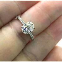 ราคา （จัดส่งจากประเทศไทย）. แหวนเพชร 2 กะรัต Moissanite เหลี่ยม (H&A) น้ำ 100 เงินแท้ 92.5% ชุบทองคำขาว เครื่องประดับแฟชั่น (1734426514869093462)