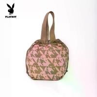 ราคา PLAYBOY รุ่น Mini Knitzy Bucket Bag(O) กระเป๋าสะพายข้างไหมพรมผู้หญิง รหัส ST-BS254PB145 ดีไซน์ทรงขนมจีบ รูดขยายออกได้ ไหมพรมถักลายโลโก้ชิโนริ มี 2 สี Cherry Popcorn และ Dusty Bunny (173294025008064237