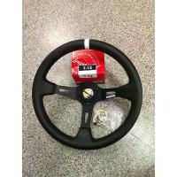 ราคา ( คอบาง ) วงพวงมาลัยแต่ง MOMO ก้านยก หนังแท้ขนาด 13 นิ้ว พร้อมคอตรงรุ่น คอพวงมาลัยแต่ง TOYOTA (T-12) (1733963037063939548)