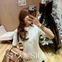 ราคา SEOUL STUDIO SIENNE T-SHIRT เสื้อยืดเอวเว้า (1733785975339254838)
