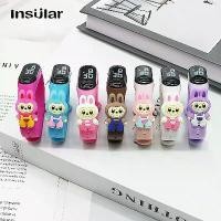 ราคา นาฬิกาเด็ก Insular พร้อมตุ๊กตาการ์ตูน Labubu นาฬิกาอิเล็กทรอนิกส์นักเรียน กันน้ำ สัมผัสได้ เหมาะสำหรับเล่นกีฬา สร้อยข้อมือ ของขวัญในอุดมคติ (1734250433232471793)