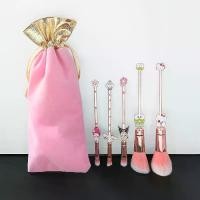 ราคา ชุดแปรงแต่งหน้า 5 ชิ้น ดีไซน์การ์ตูน Hello Kitty เช่น Kawaii Cinnamoroll My Melody Kuromi เหมาะสำหรับอายแชโดว์ อายแชโดว์ ไฮไลท์ และรองพื้น เครื่องมือเสริมความงาม (1731239448752719145)