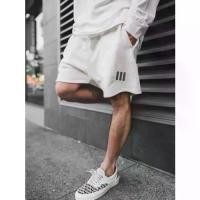 ราคา กางเกงขาสั้นผ้าฝ้ายหลวมๆ สปอร์ตสำหรับผู้ชาย FOG MIKI Collaborative American Streetwear ทรงหลวมๆ สไตล์ลำลอง 3 แถบ กางเกงขาสั้นฤดูร้อน (1734257084419114428)