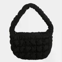 ราคา (พร้อมส่ง) กระเป๋า SHOOPEN รุ่น Soft Quilting Bag (Used) ที่นิยมมากที่สุด (1733693303245408241)