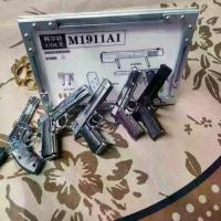 ราคา Colt M1911A1 Metal Keychain 1:2.05 Scale. Rare collectible, classic, durable, beautiful, and a meaningful gift. (1734388207530968238)