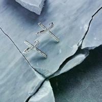 ราคา SWAN - Luxuriate Cross BG Ear Cuff ต่างหูเงินแท้ ต่างหูหนีบ ดีไซน์ทรงไขว้ ฝังเพชรคิวบิกเซอร์โคเนีย (1734185597346285084)