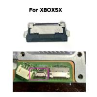 ราคา 2 ชิ้นพอดีสำหรับคอนโซล Xbox Series X เมนบอร์ด Nexus พลังงานและการดีดออก ริบบิ้น Nexus FPC ขั้วต่อคลิป ซ็อกเก็ต 10 พินบนบอร์ด (1729778258642897134)