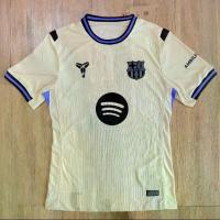 ราคา พร้อมส่งจากไทย เกรดนักเตะ PLAYER เสื้อบอลราคาถูก เสื้อบาร์เซโลน่า ทอง ฤดูกาลใหม่ Barcelona 2025/26 Jersey (1733454707096781924)