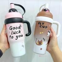 ราคา พร้อมส่ง แก้วเก็บอุณหภูมิ 780 ml. มีหูหิ้วและฝาปิด แก้วเก็บความเย็น มีหลอดและฝาปิด แก้วสแตนเลส มีจุกปิดหลอดกันหก แก้วน้ำ (1732714059866605288)