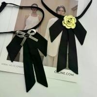 ราคา เนคไทโบว์ดอกคามิเลีย มาใหม่ สไตล์ชาแนล เข็มกลัดอังกฤษ สไตล์อะคาเดมี่ กุทัณฑ์ ปลอกคอ ริบบิ้นดอกไม้ อเนกประสงค์ เครื่องประดับเสื้อ เนคไทโบว์ตกแต่ง (1731199805764830952)