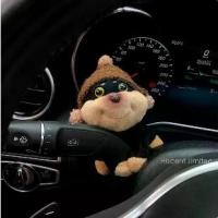 ราคา พวงมาลัยรถยนต์ตกแต่งตุ๊กตากำมะหยี่หมีสีดำกับหมวกตุ๊กตา ต้นไม้ ติด รถ หมอน ไม้ รถ บรรทุก ชุด ดิฟฟี่ 6 ตัว คอนโซลกลางรถตู้ หุ้มเบาะ รถ ยนต์ โตโยต้า headrest car seat เ (1731916293779852015)