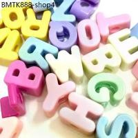 ราคา ลูกปัด ABC ลูกปัดตัวอักษร สีพื้น พาสเทล กับ สีสด ขนาดประมาณ 23mm รู6mm ของตกแต่งชิ้นงาน ร้อยพวงกุญแจ อุปกรณ์งานฝีมือ DIY (1733924305010329415)