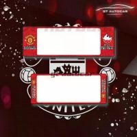 ราคา [พร้อมส่ง] กรอบป้ายทะเบียนรถยนต์กันน้ำ ลาย Manchester United กรอบป้ายทะเบียนแมนยู (1734174777069045752)